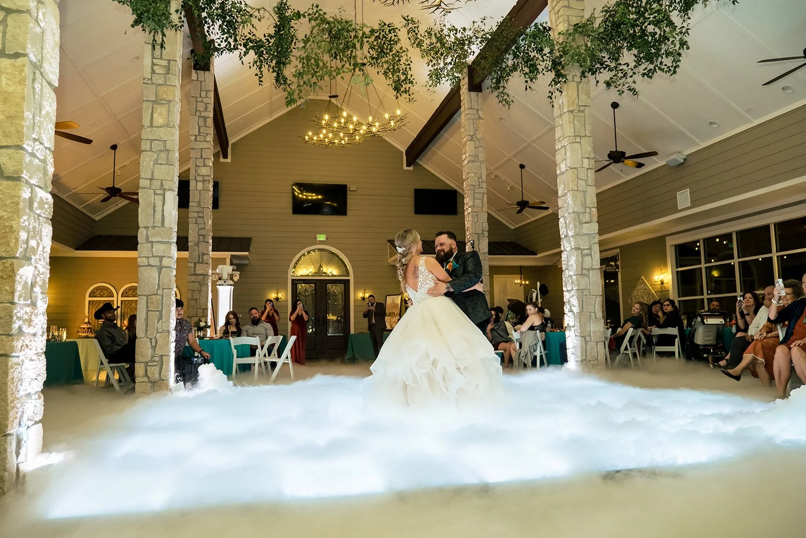 amber-jay-inn-quarry-ridge-wedding_057.jpg